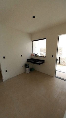 Casa à venda com 2 quartos, 74m² - Foto 10