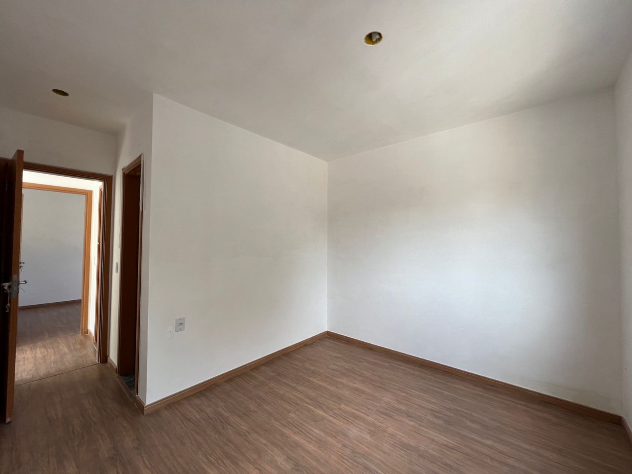 Apartamento à venda com 2 quartos, 60m² - Foto 5