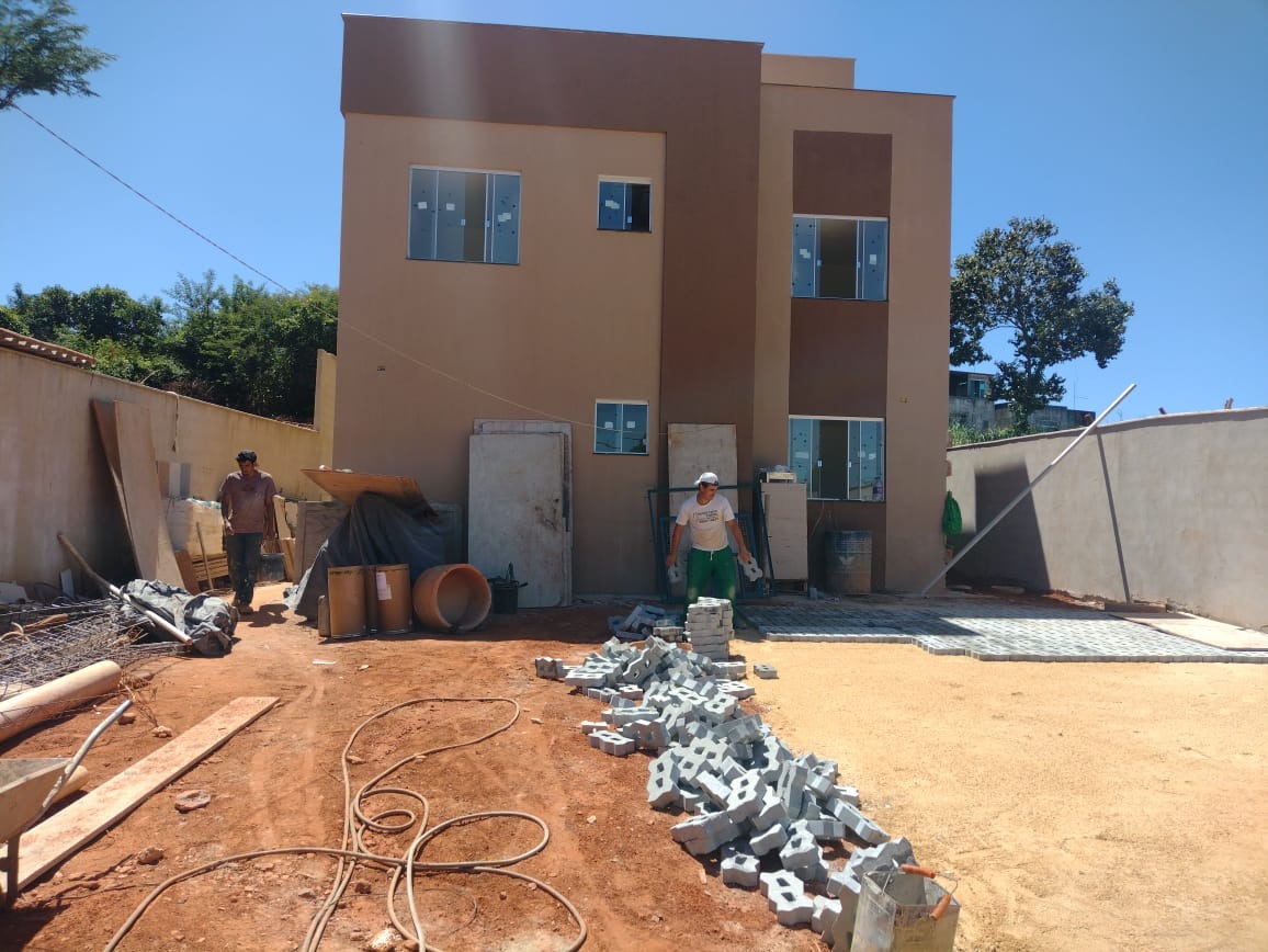 Casa à venda com 2 quartos, 53m² - Foto 11