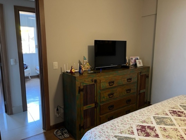 Apartamento à venda com 3 quartos, 228m² - Foto 23