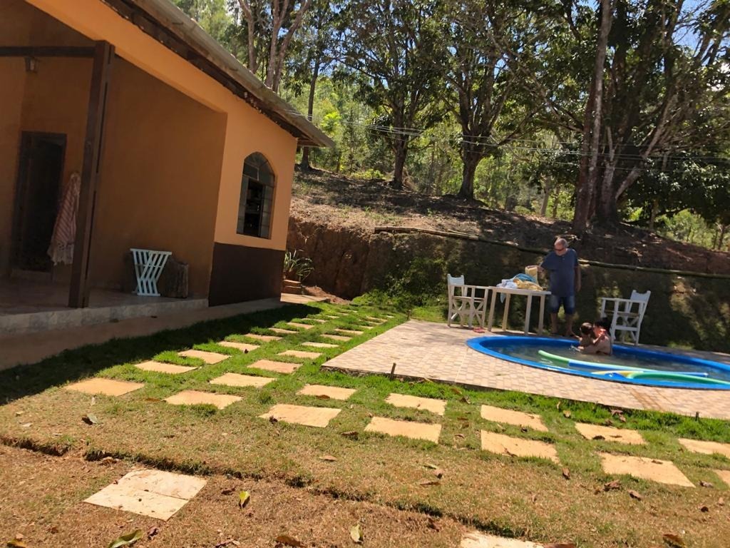 Chácara à venda com 3 quartos, 200m² - Foto 3