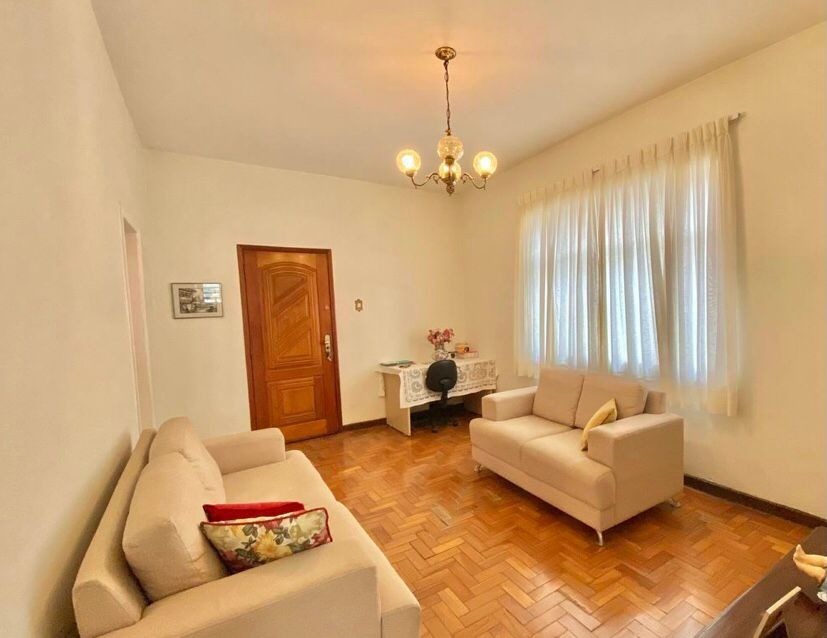 Casa à venda com 3 quartos, 144m² - Foto 2