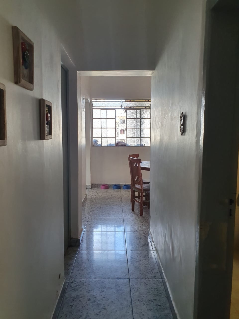 Casa à venda com 4 quartos, 331m² - Foto 4