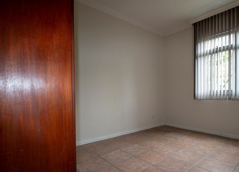 Apartamento à venda com 3 quartos, 95m² - Foto 9