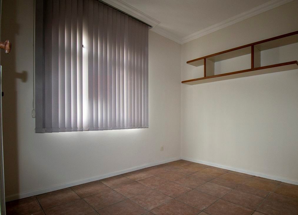 Apartamento à venda com 3 quartos, 95m² - Foto 11