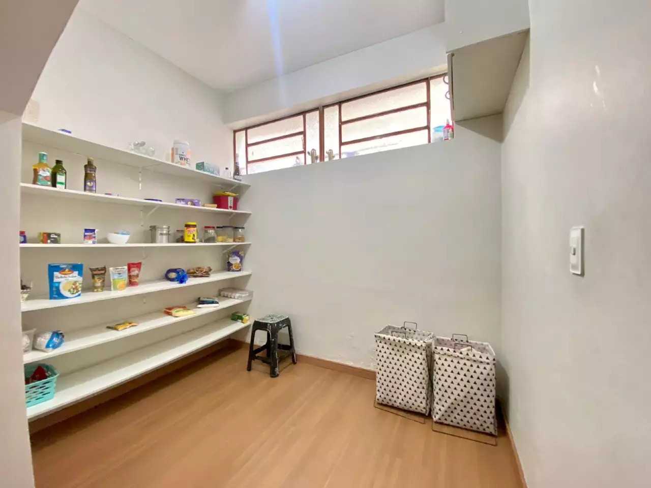 Casa à venda com 4 quartos, 360m² - Foto 10