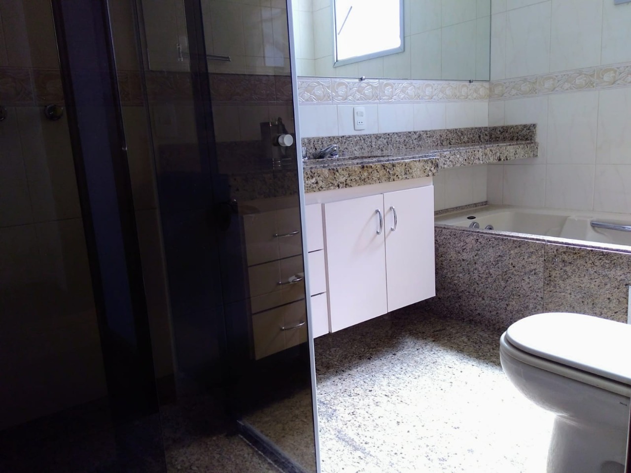 Apartamento à venda com 4 quartos, 188m² - Foto 19