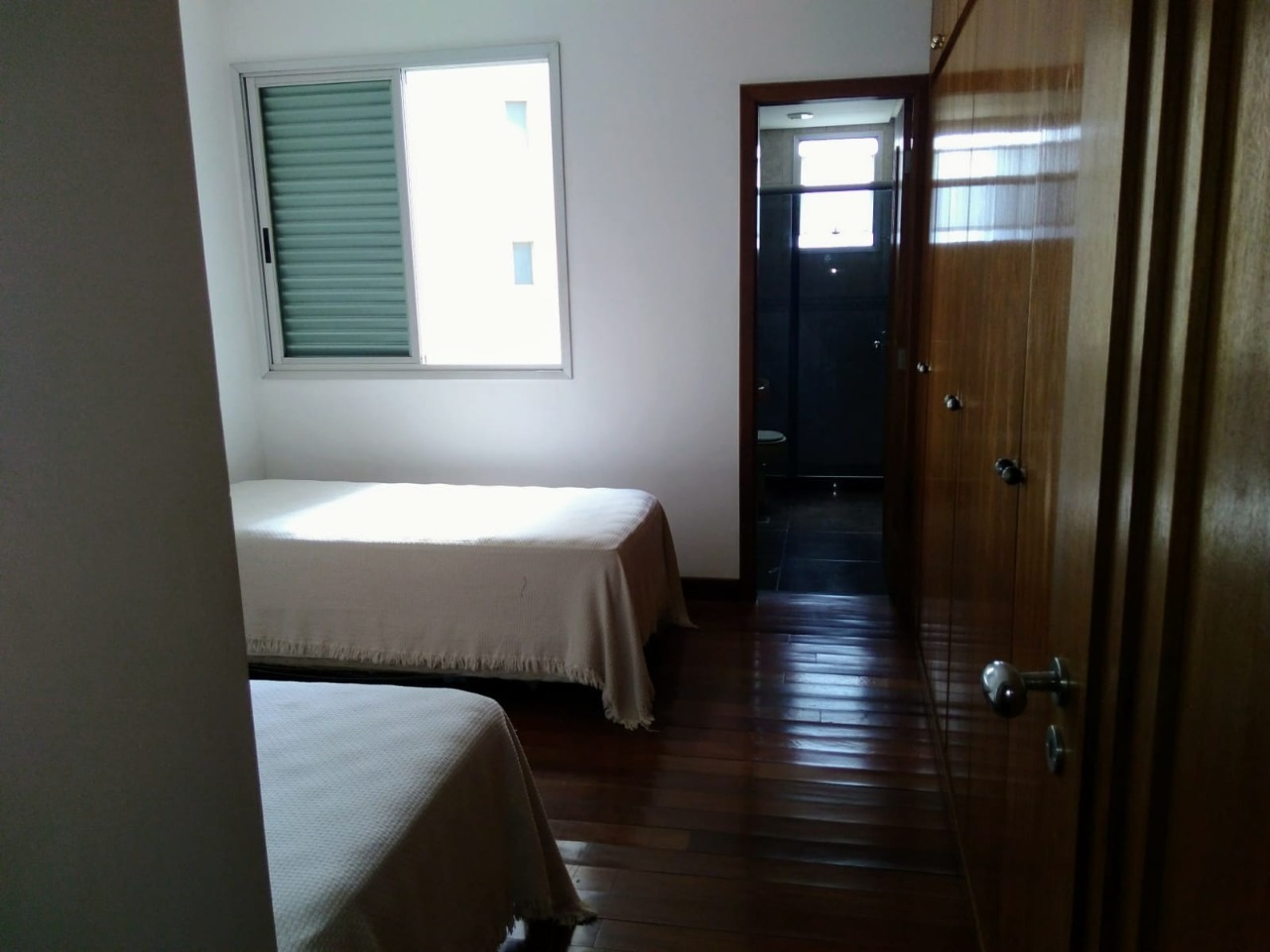 Apartamento à venda com 4 quartos, 188m² - Foto 14