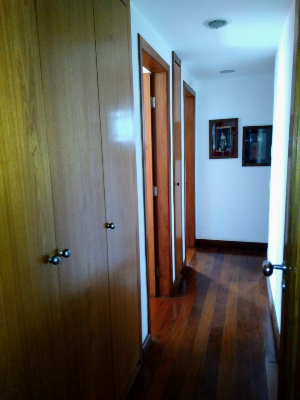 Apartamento à venda com 4 quartos, 188m² - Foto 18