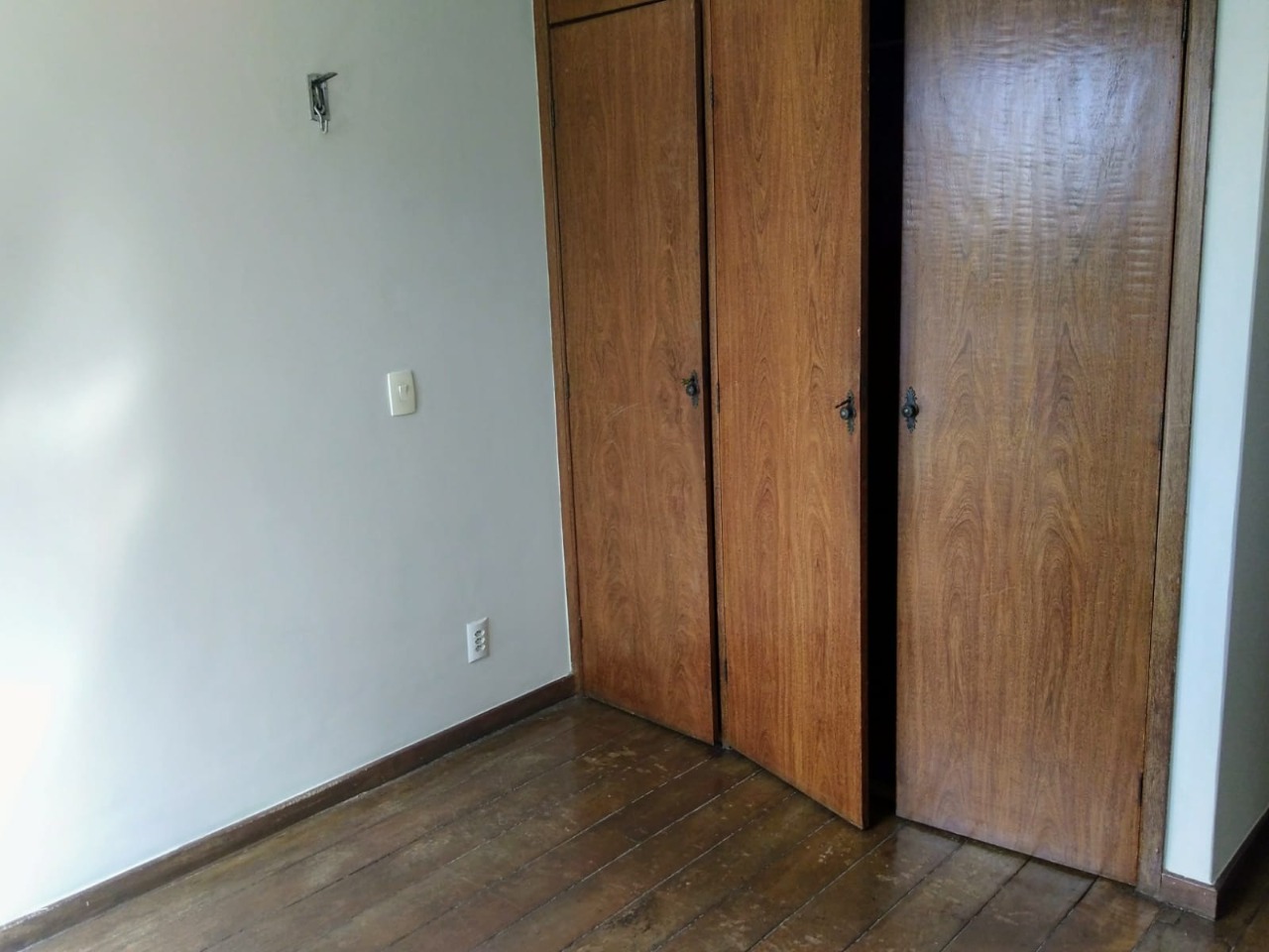 Apartamento à venda com 4 quartos, 171m² - Foto 10