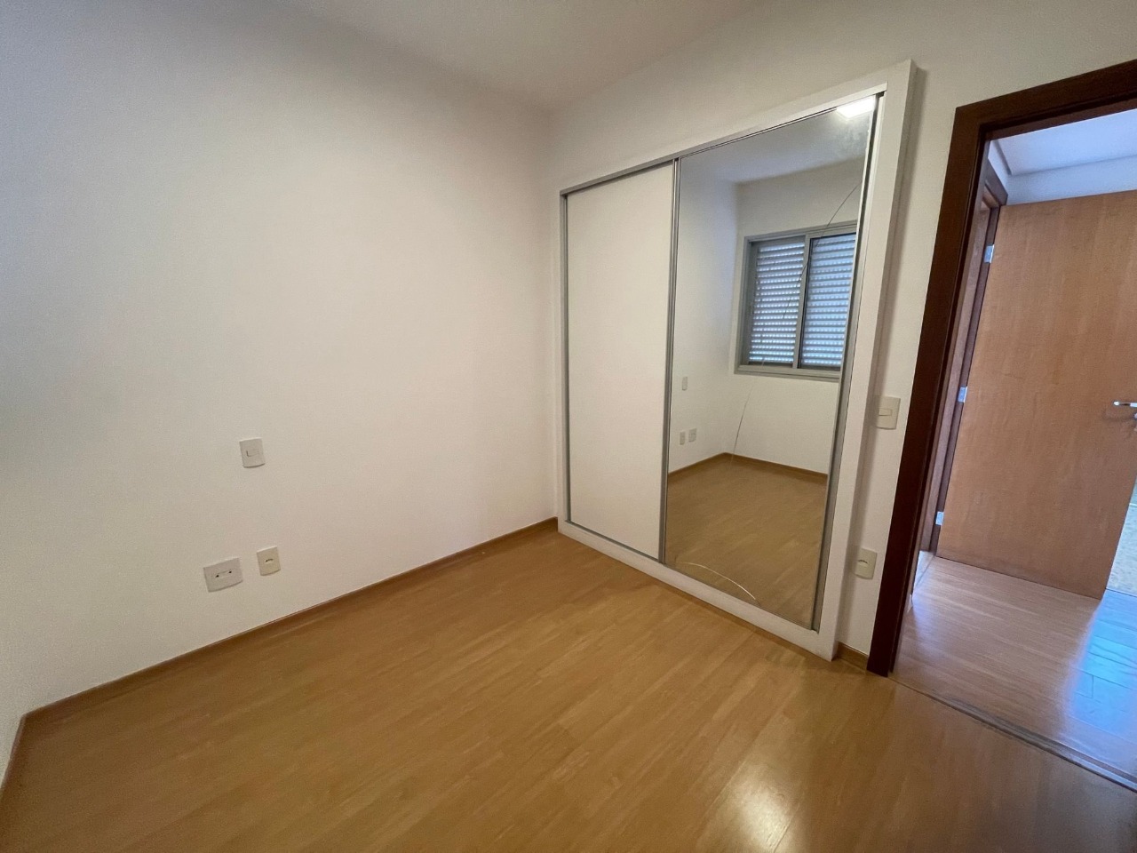 Apartamento à venda com 4 quartos, 120m² - Foto 7