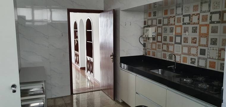 Apartamento à venda com 4 quartos, 150m² - Foto 6