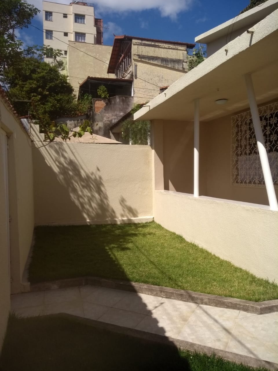 Casa à venda com 2 quartos, 140m² - Foto 6