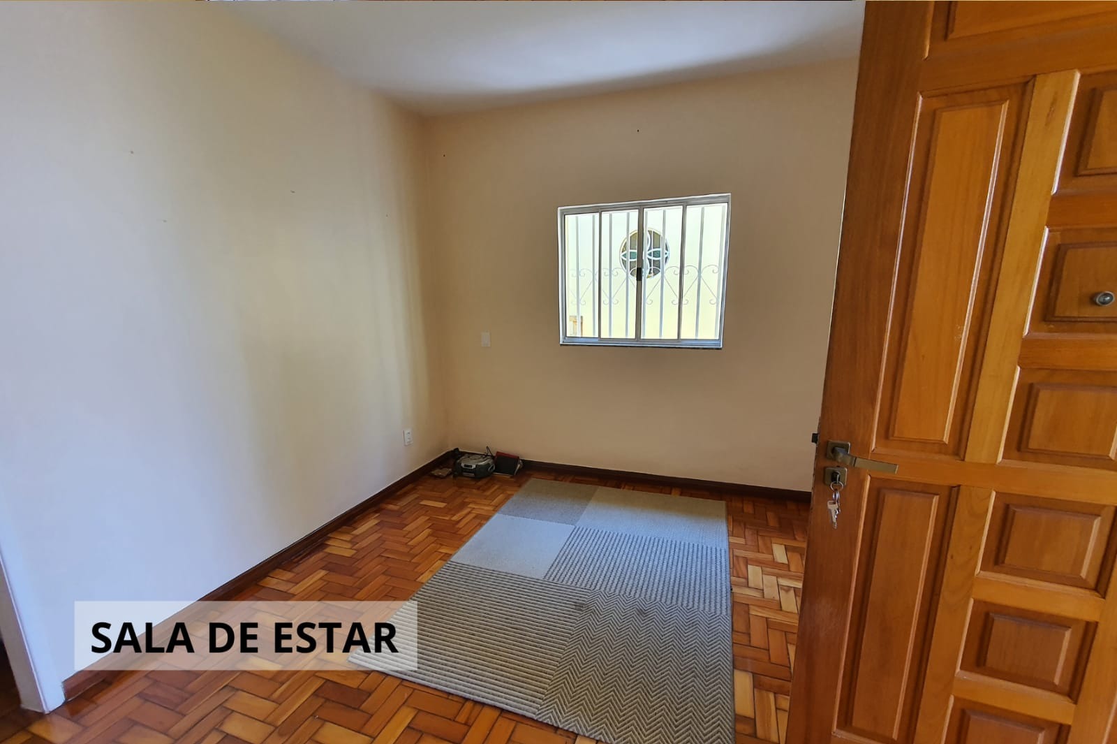 Casa à venda com 3 quartos, 90m² - Foto 8