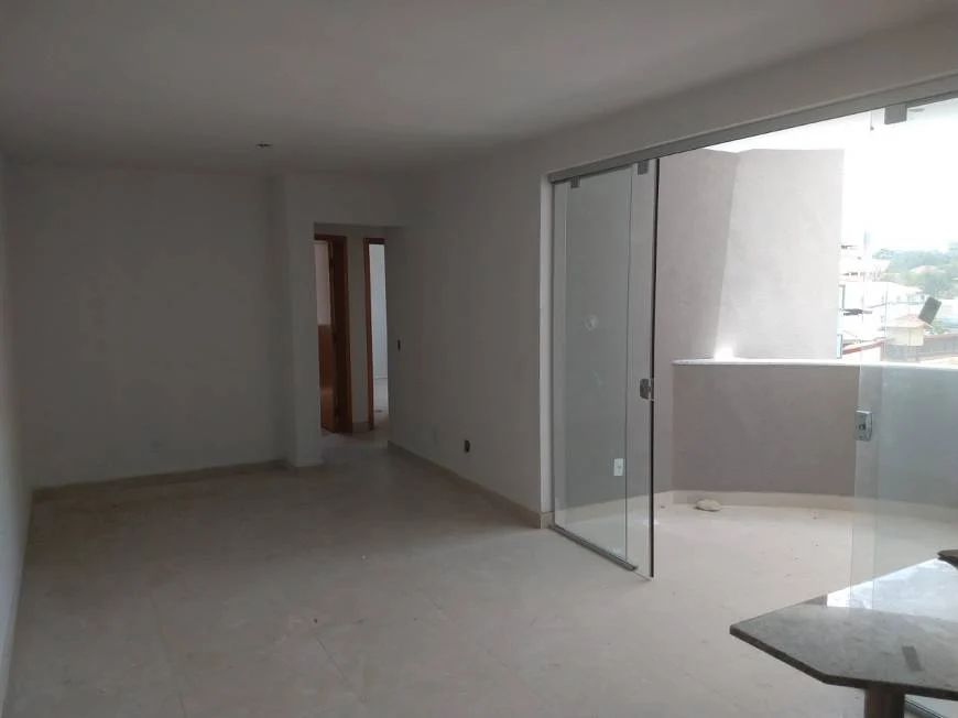 Apartamento à venda com 3 quartos, 78m² - Foto 3