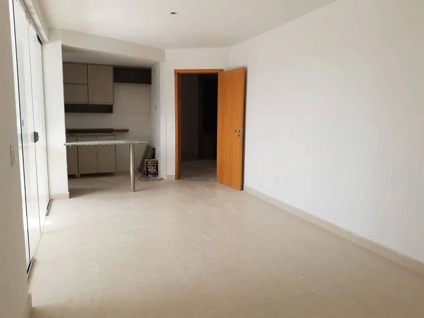 Apartamento à venda com 3 quartos, 78m² - Foto 4