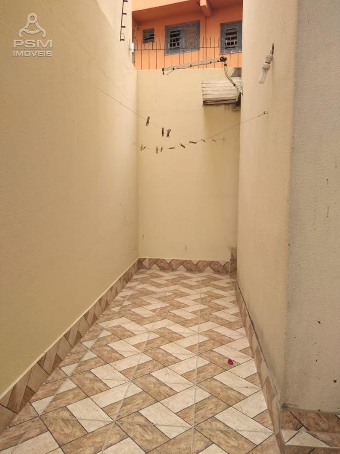 Apartamento à venda com 2 quartos, 23m² - Foto 11