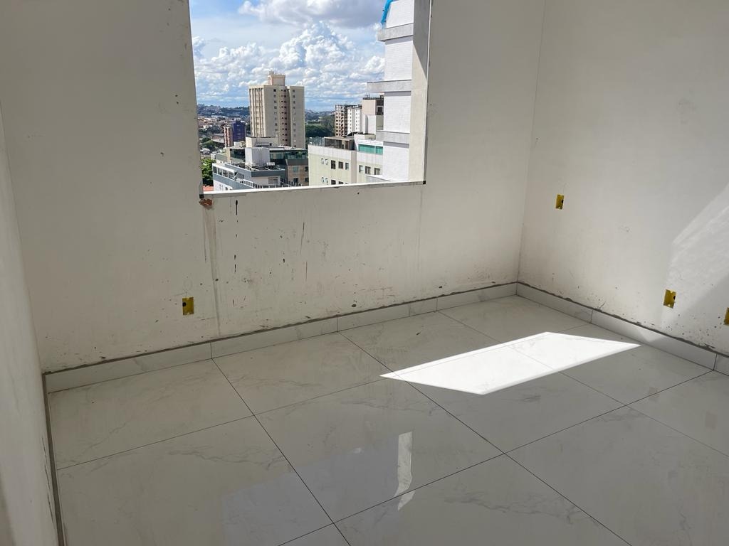 Apartamento à venda com 3 quartos, 82m² - Foto 9