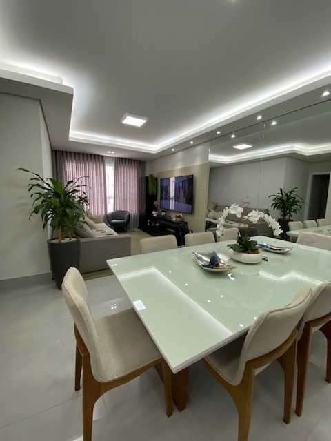 Apartamento à venda com 3 quartos, 93m² - Foto 1