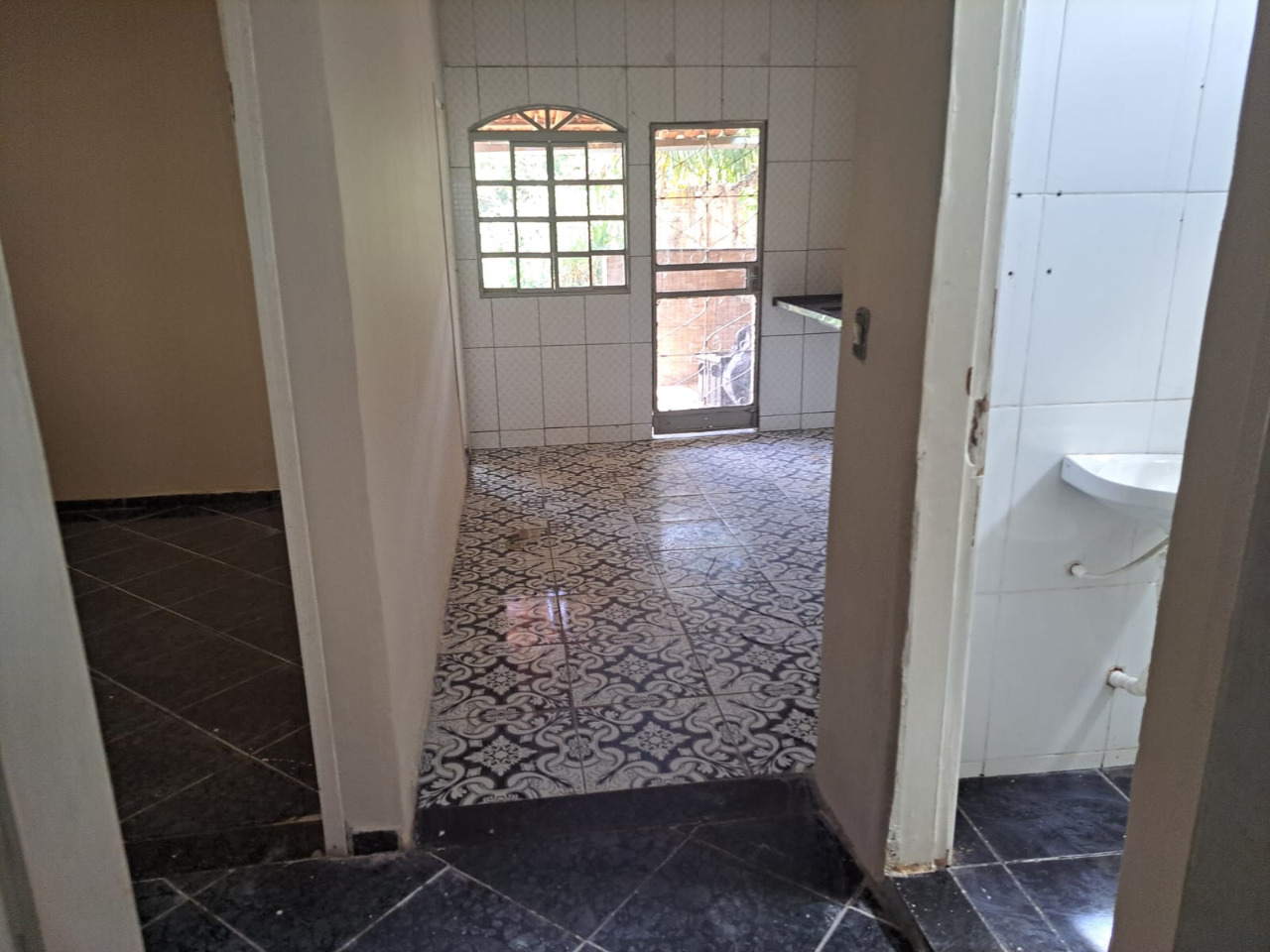 Casa à venda com 3 quartos, 160m² - Foto 9