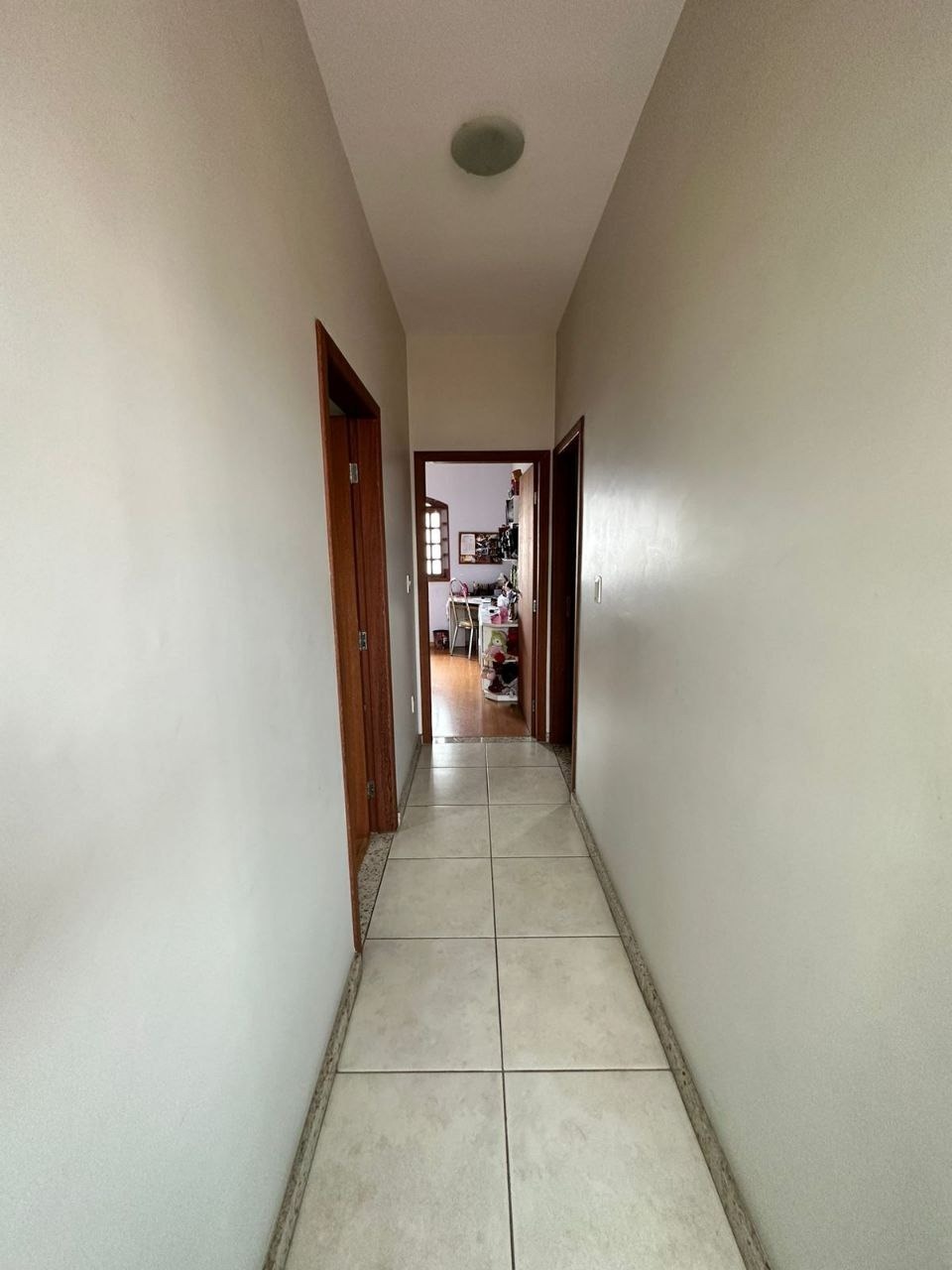 Casa à venda com 5 quartos, 300m² - Foto 17