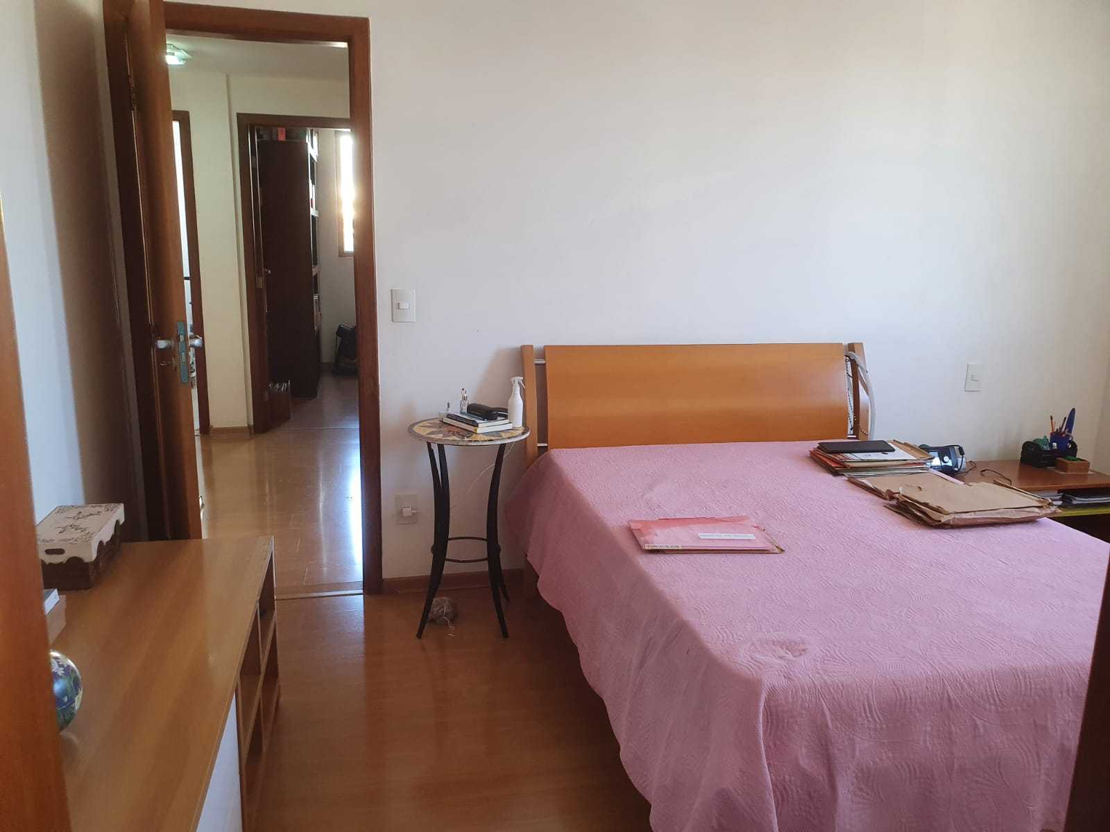 Apartamento à venda com 4 quartos, 134m² - Foto 16