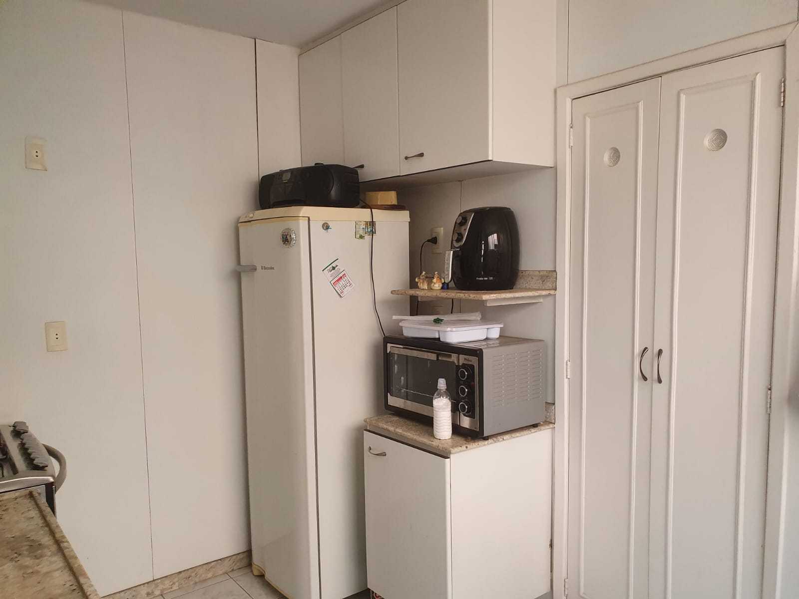 Apartamento à venda com 4 quartos, 140m² - Foto 21