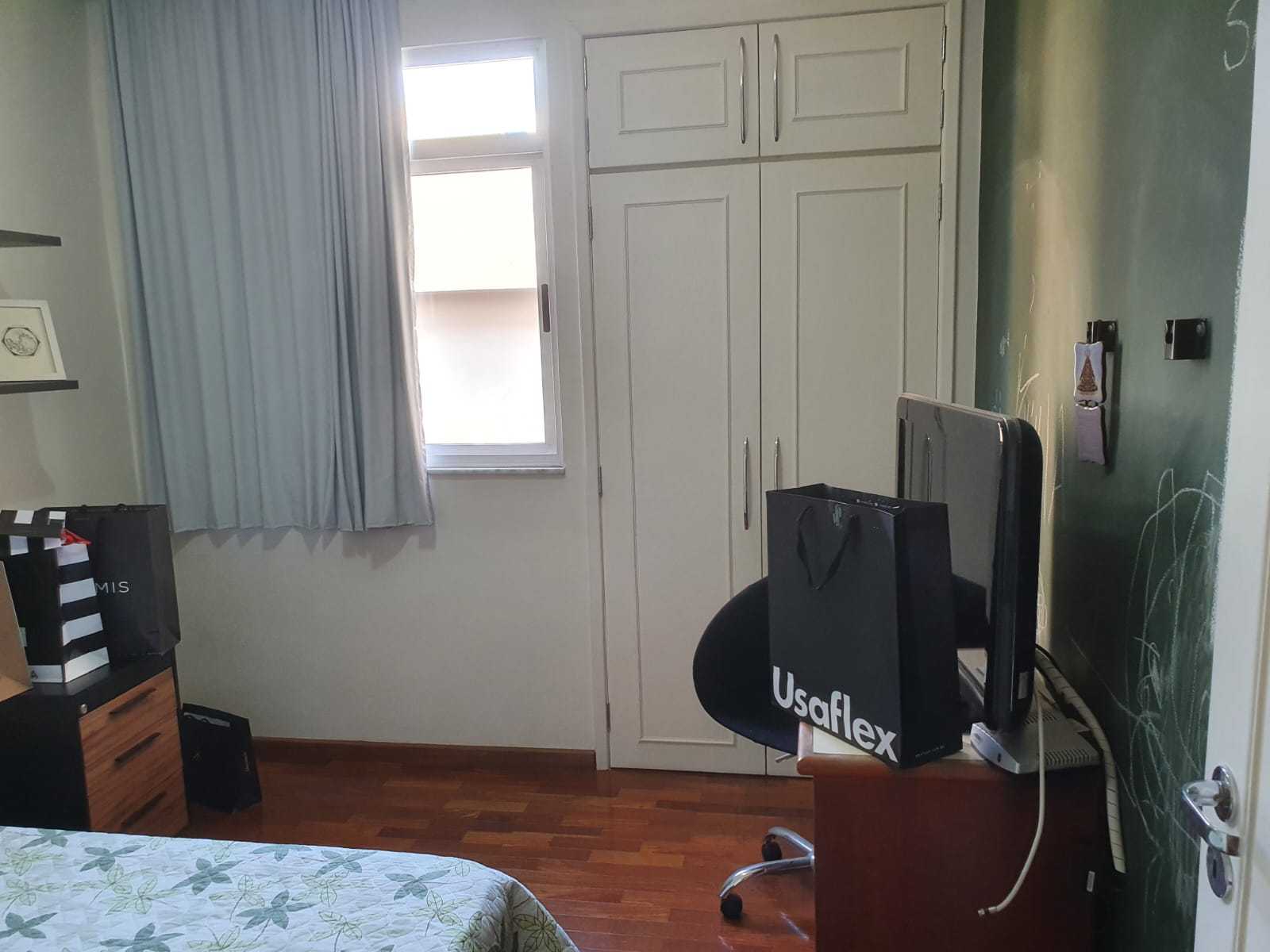 Apartamento à venda com 4 quartos, 140m² - Foto 14