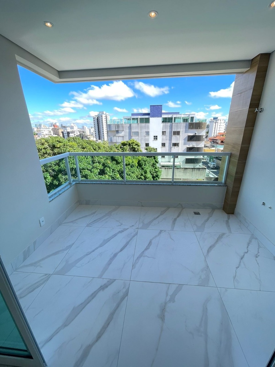 Apartamento à venda com 3 quartos, 96m² - Foto 19