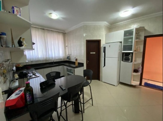 Casa à venda com 5 quartos, 535m² - Foto 11