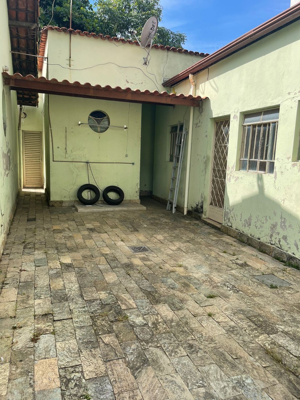 Casa à venda com 3 quartos, 360m² - Foto 15