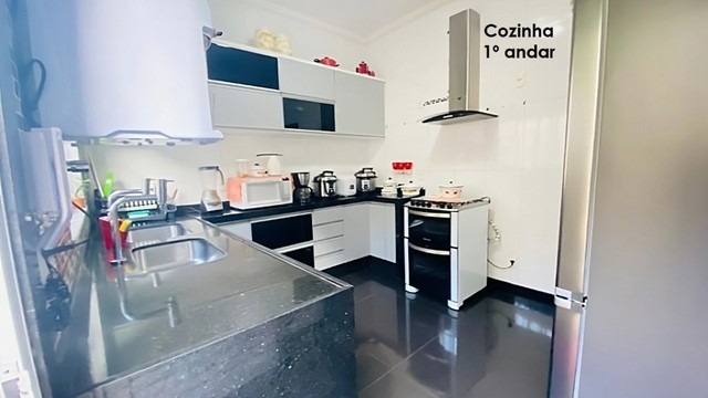 Casa à venda com 4 quartos, 460m² - Foto 12