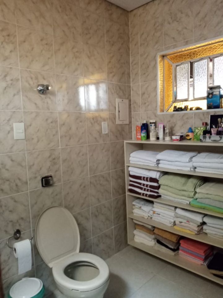 Casa à venda com 5 quartos, 190m² - Foto 16