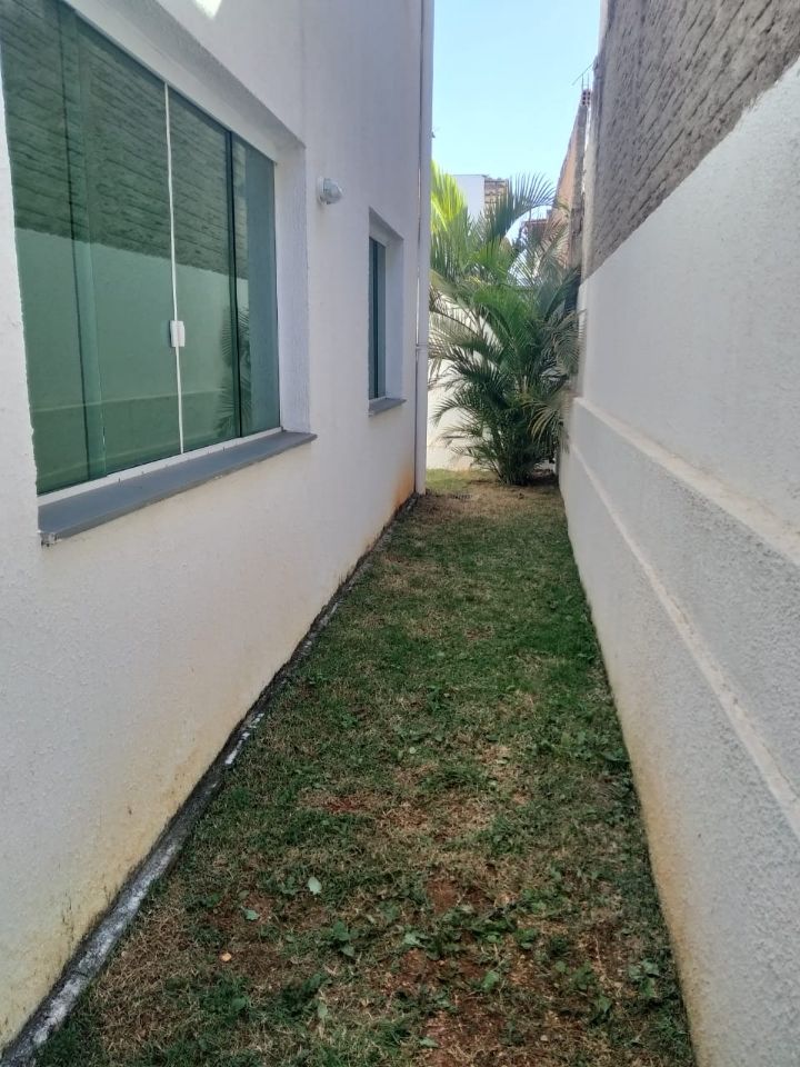 Apartamento à venda com 2 quartos, 68m² - Foto 7