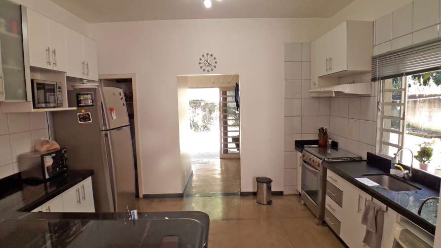 Casa à venda com 3 quartos, 410m² - Foto 8