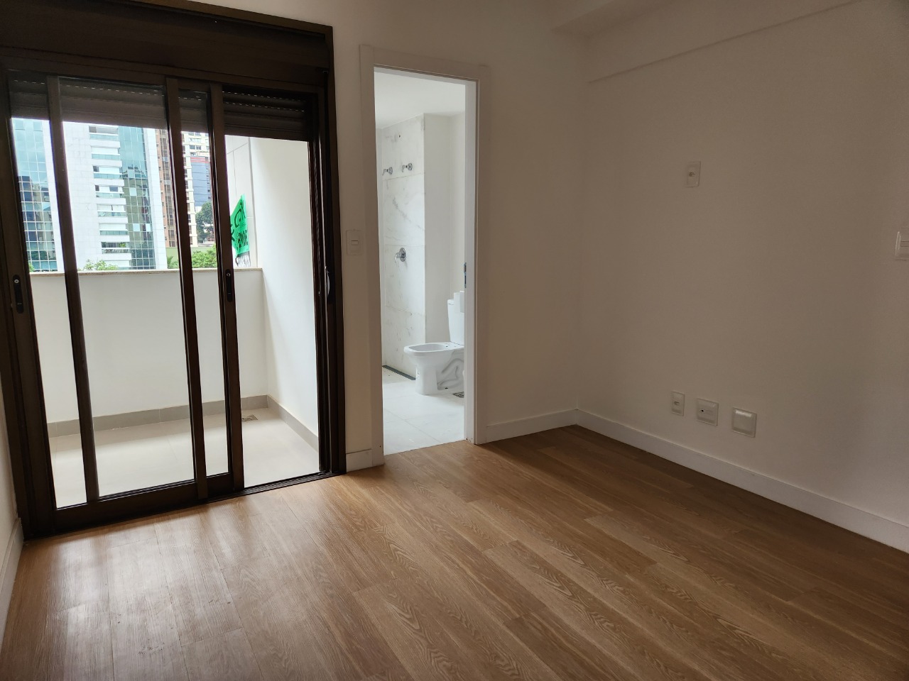 Apartamento à venda com 4 quartos, 168m² - Foto 13