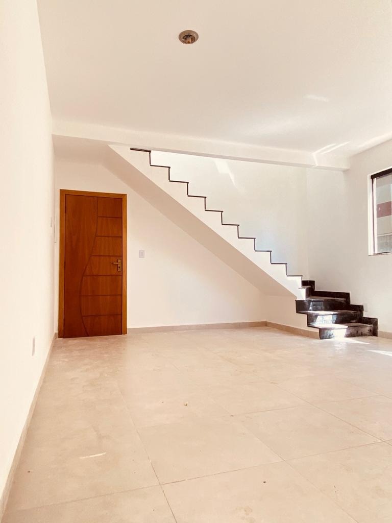 Cobertura à venda com 3 quartos, 145m² - Foto 3