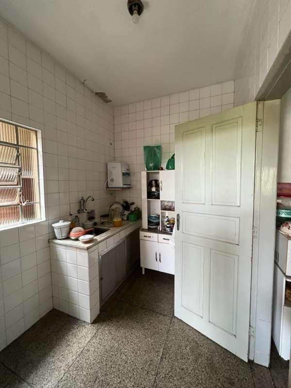 Casa à venda com 3 quartos, 157m² - Foto 5