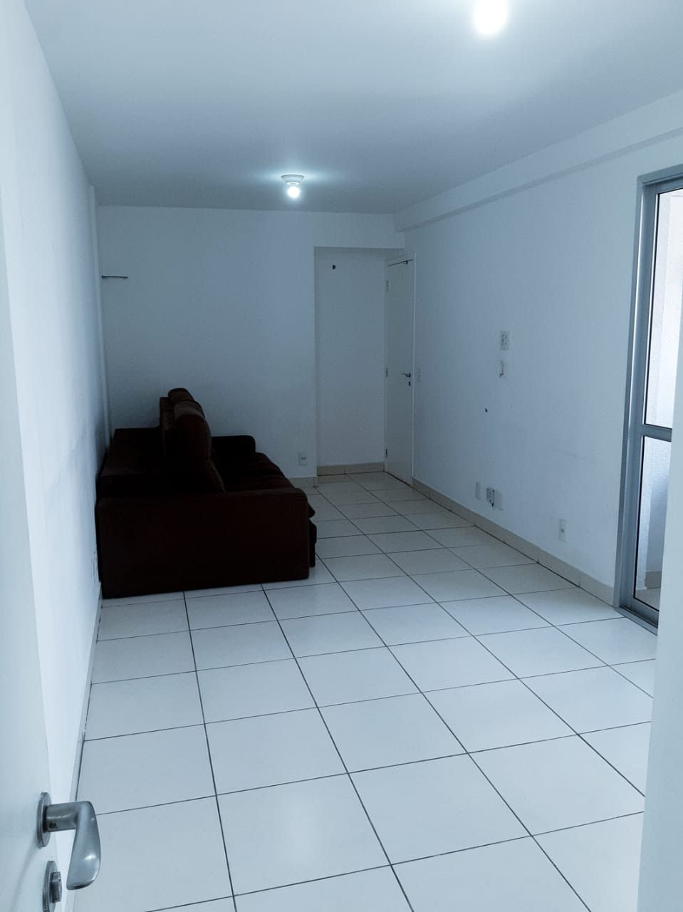 Apartamento à venda com 3 quartos, 74m² - Foto 2