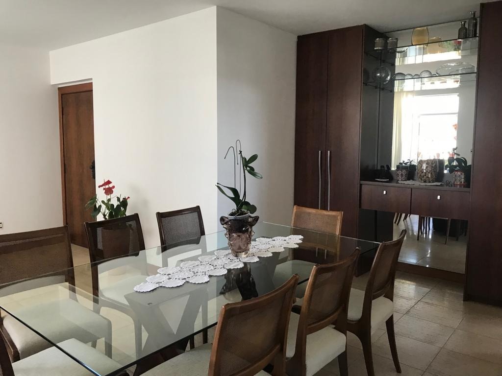 Apartamento à venda com 4 quartos, 246m² - Foto 6