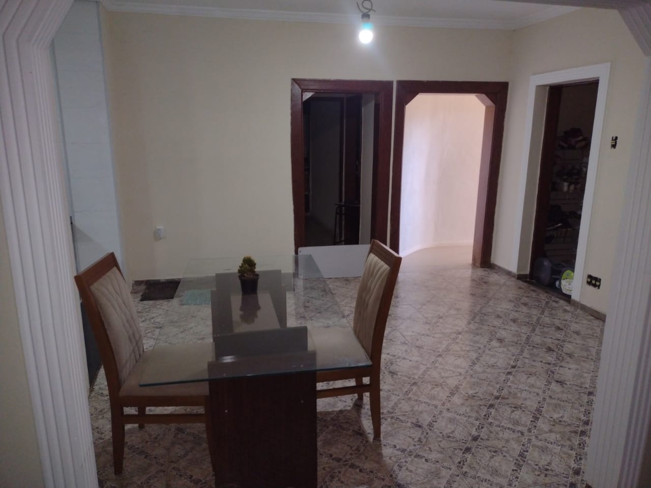 Casa à venda com 4 quartos, 188m² - Foto 2