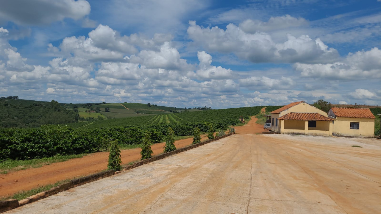 Chácara à venda com 2 quartos, 968000m² - Foto 17