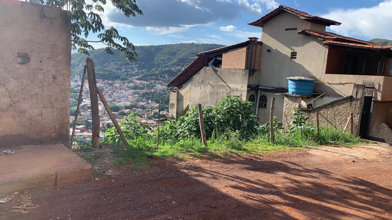 Terreno à venda, 360m² - Foto 1