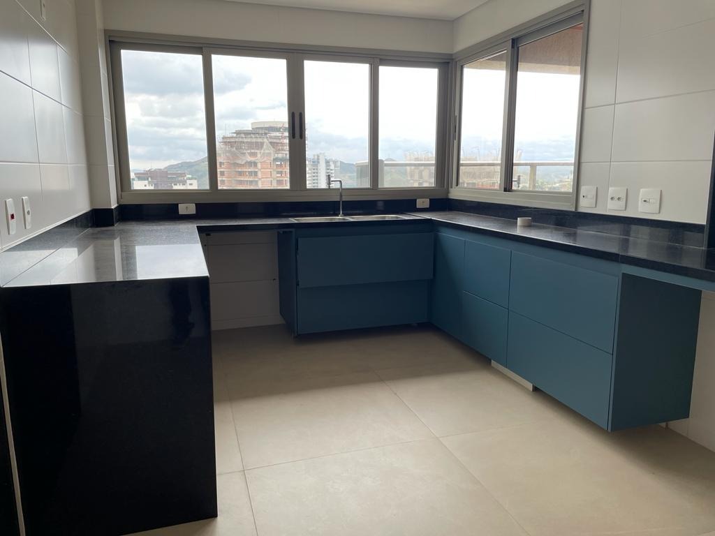 Cobertura à venda com 4 quartos, 302m² - Foto 5