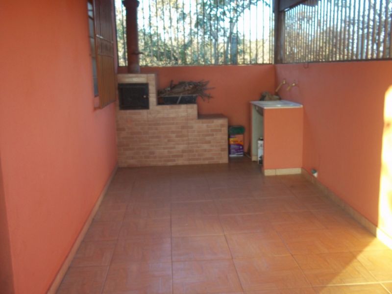 Casa à venda com 3 quartos, 130m² - Foto 4