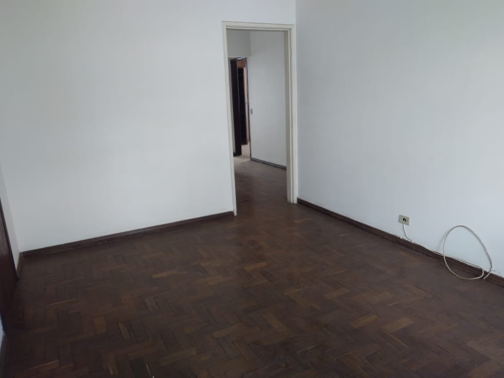 Apartamento à venda com 3 quartos, 105m² - Foto 1