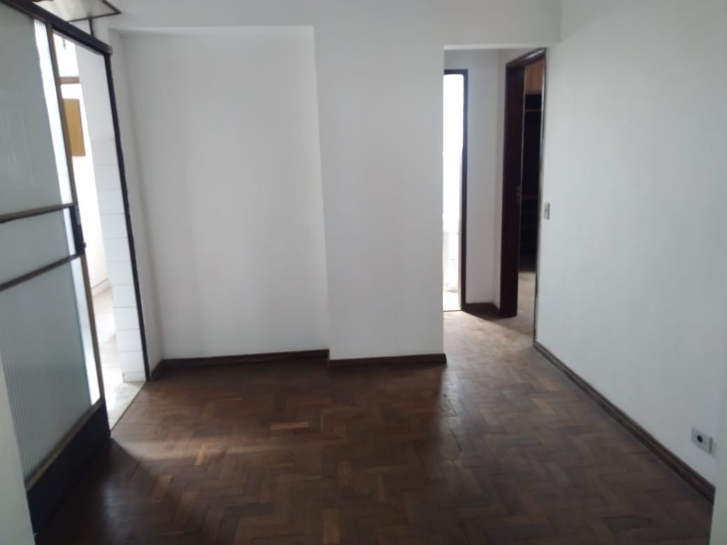 Apartamento à venda com 3 quartos, 105m² - Foto 2