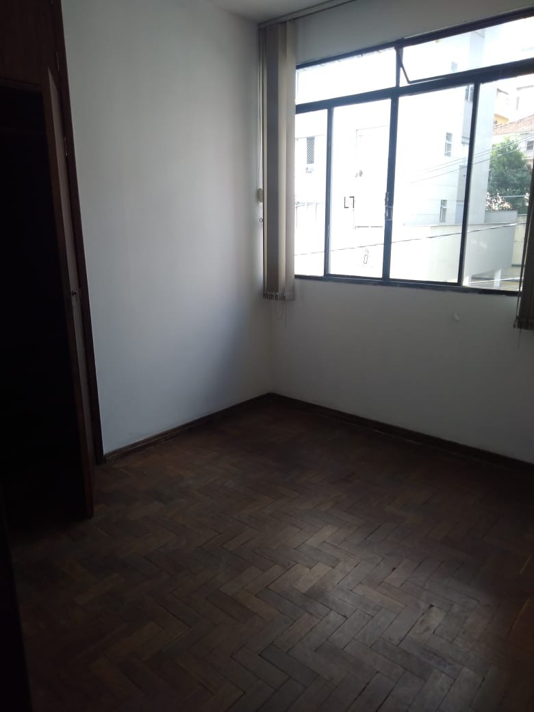 Apartamento à venda com 3 quartos, 105m² - Foto 6