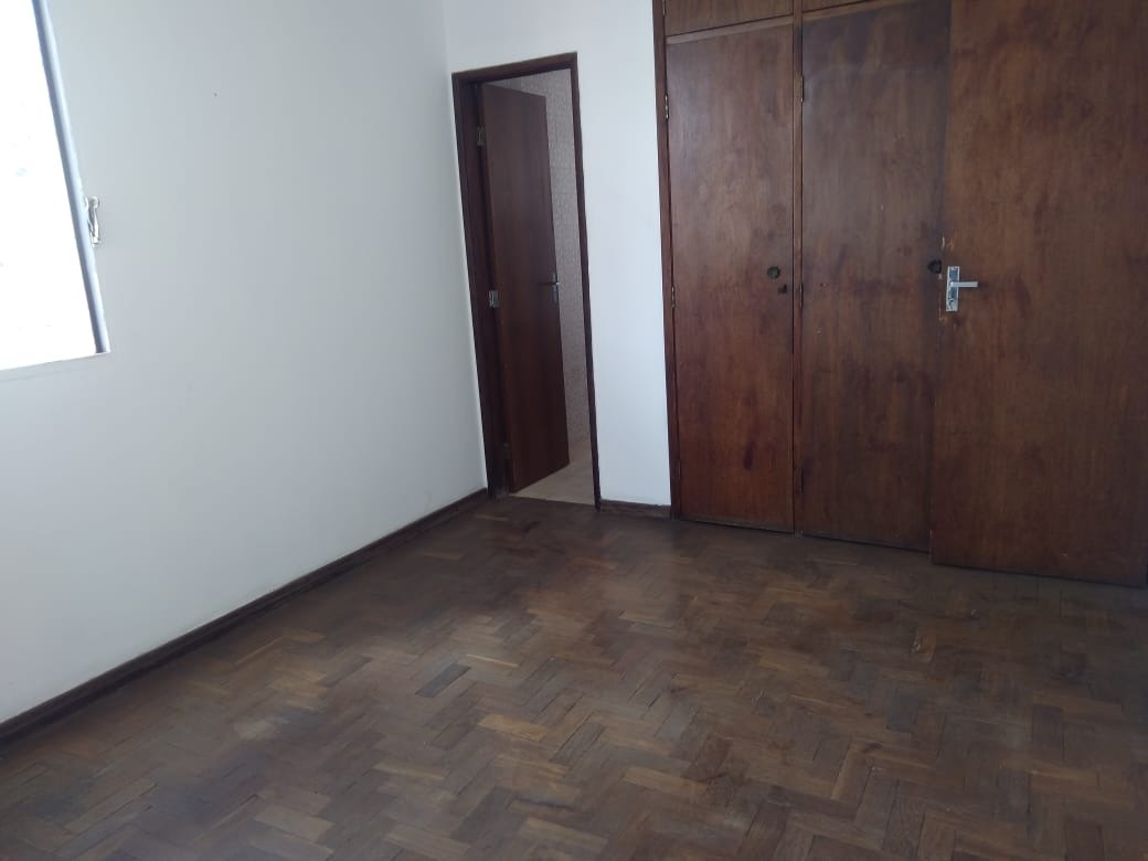 Apartamento à venda com 3 quartos, 105m² - Foto 7