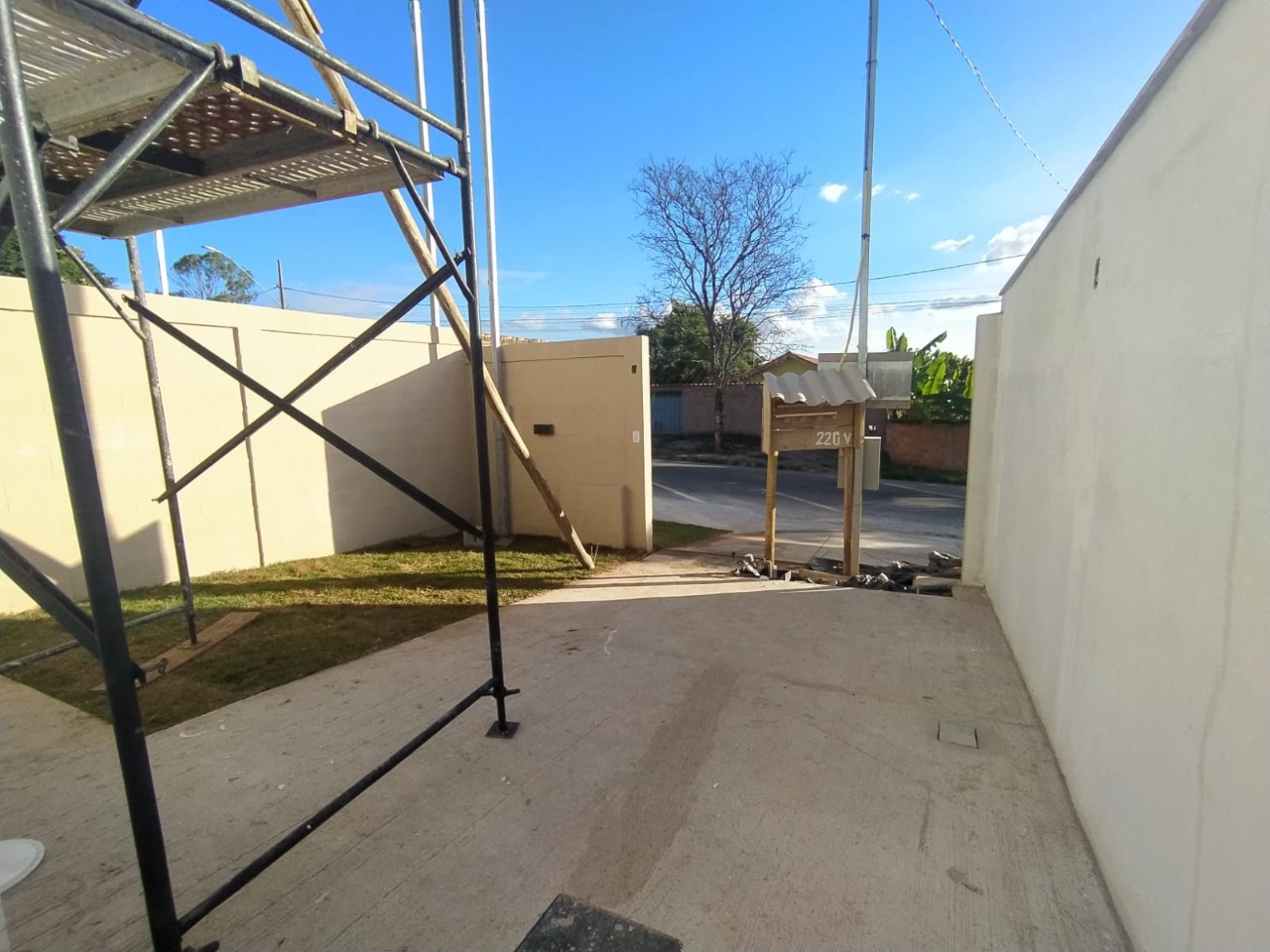 Casa à venda com 2 quartos, 60m² - Foto 14